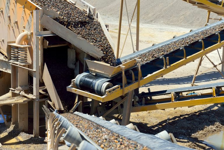 Comissão debate Política Nacional de Minerais Críticos e Estratégicos