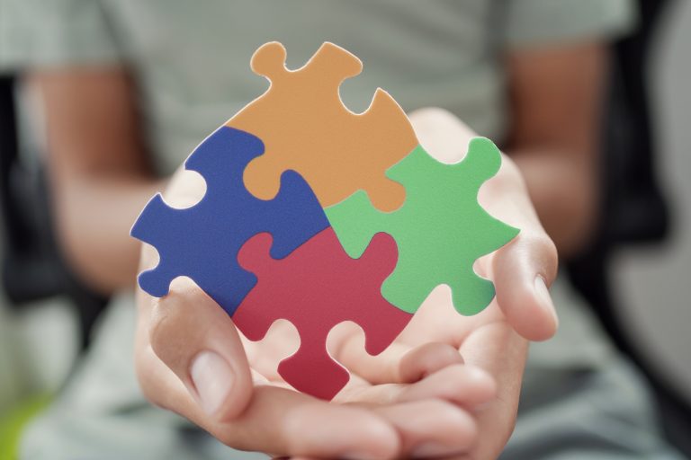 Comissão especial sobre política para pessoas com autismo será instalada nesta terça-feira Comissão especial sobre política para pessoas com autismo será instalada nesta terça-feira