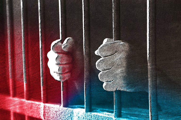 Relator da PEC da Segurança defende combate à influência de facções nos presídios; assista