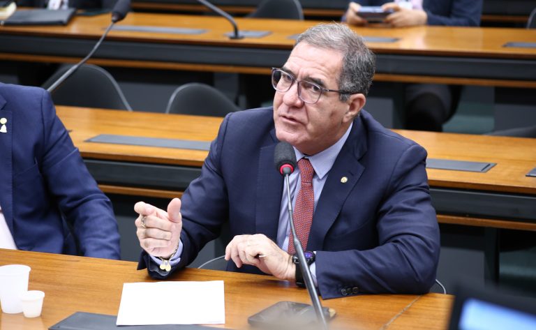 Comissão aprova projeto que prorroga empréstimos do FGTS para Santas Casas Comissão aprova projeto que prorroga empréstimos do FGTS para Santas Casas