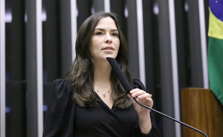 Comissão aprova regras para produção e comercialização de implante cirúrgico
