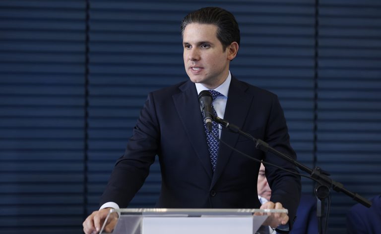 Motta cita notícia sobre plano de atentado contra promotor e defende “resposta firme” no combate ao crime organizado Motta cita notícia sobre plano de atentado contra promotor e defende “resposta firme” no combate ao crime organizado