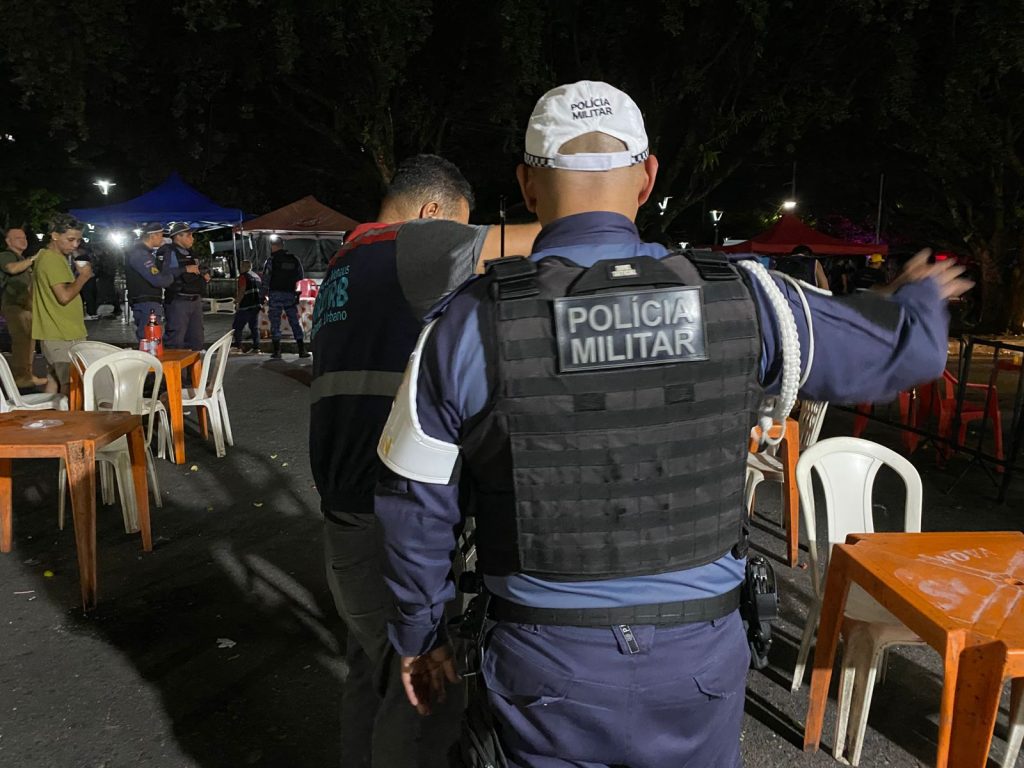Central Integrada de Fiscalização realiza operação em bares do Centro de Manaus na madrugada de 30/05 para apurar denúncias