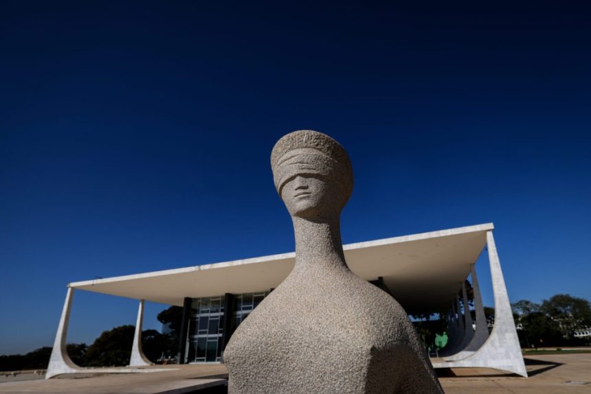 STF confirma que amamentação em shopping centers exige instalação de espaços para lactantes e mantém entendimento do TST