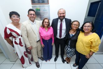 Conselho Municipal de Educação de Manaus completa 30 anos e reinaugura galeria de presidentes na sede