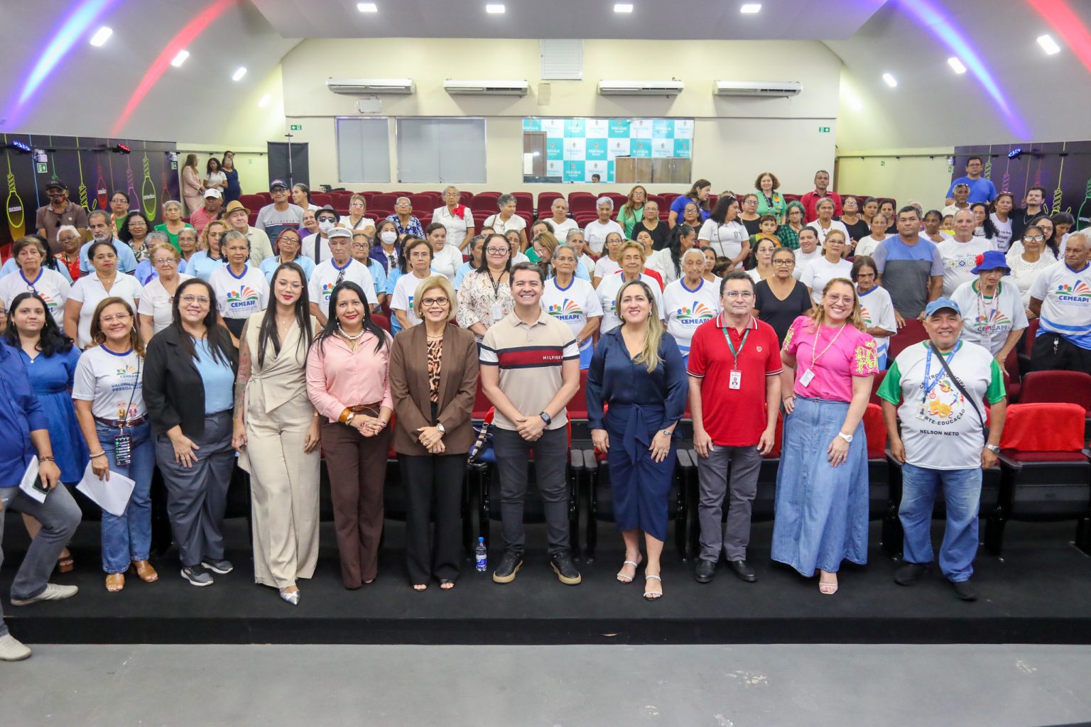 Prefeitura de Manaus realiza 1º encontro socioeducativo sobre Estatuto da Pessoa Idosa com estudantes da EJA