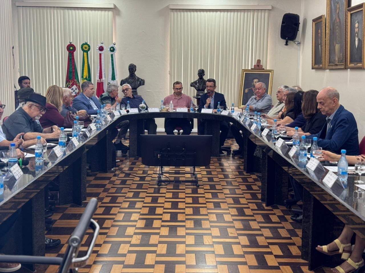 Programa Nosso Centro reúne setor produtivo e apresenta projetos de reabilitação urbana para o centro histórico de Manaus