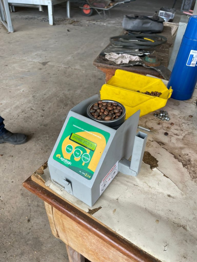 Idam visita agroindústria que receberá safra de café de Guajará estimada em 100 mil sacas
