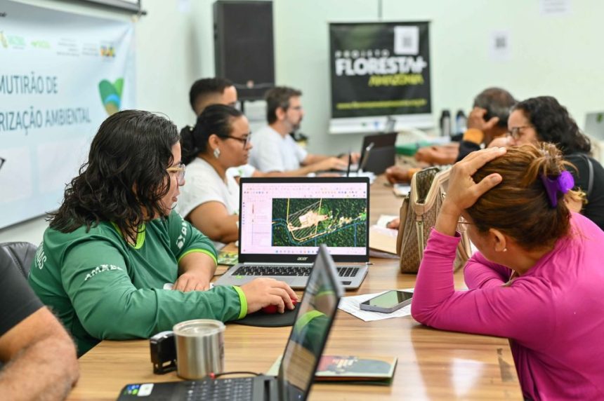 Mutirão de regularização ambiental em Maués realiza inscrições no PSA e entrega Cheque Verde a 227 produtores rurais