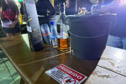 Operação Segurança Presente fiscaliza flutuante em Tarumã e resgata adolescentes de 16 anos após constatar consumo de álcool