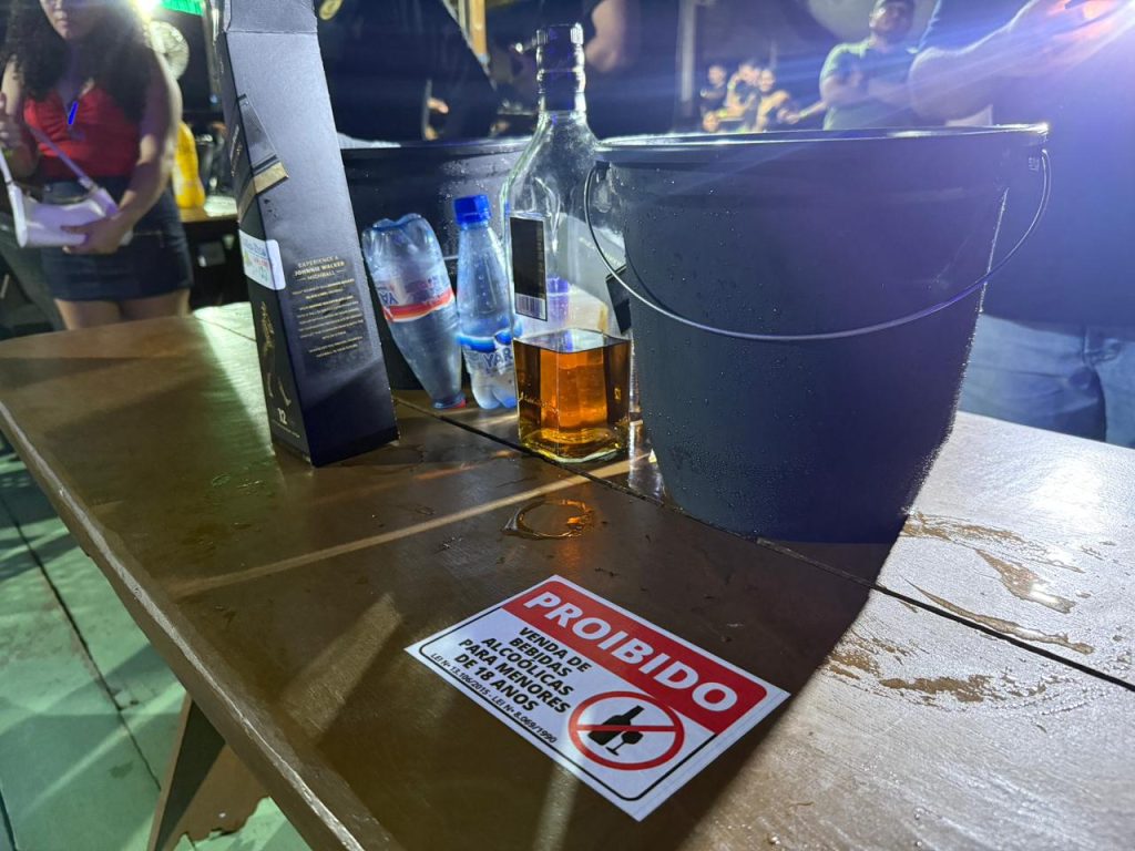 Operação Segurança Presente fiscaliza flutuante em Tarumã e resgata adolescentes de 16 anos após constatar consumo de álcool