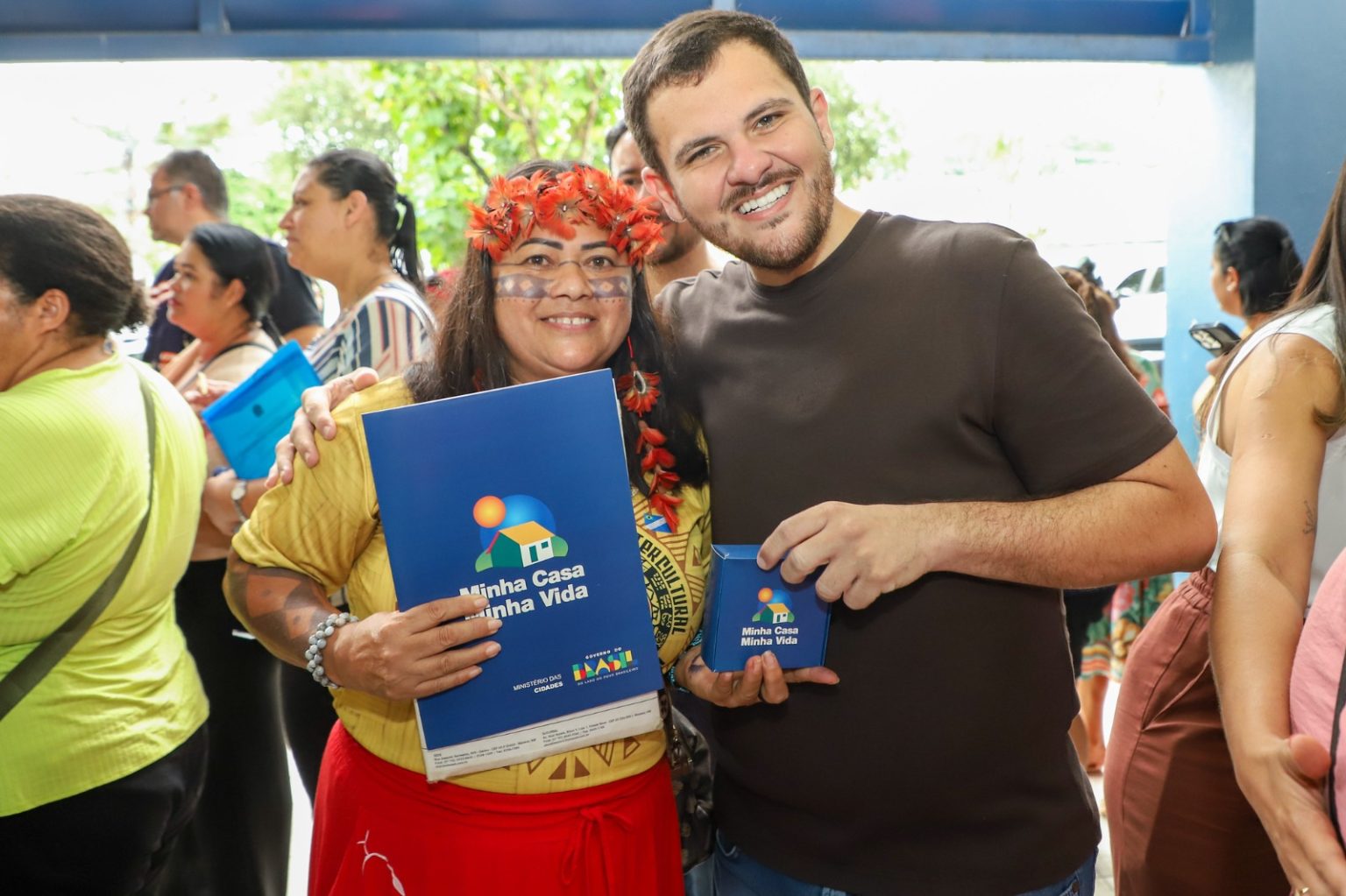 Prefeitura de Manaus conclui entrega das chaves a 576 famílias do Morar Melhor e garante serviços essenciais