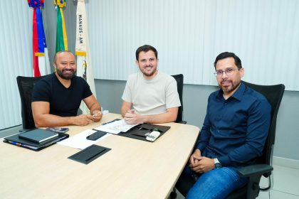 Manaus oficializa nomeação de 325 profissionais da educação aprovados em concurso público municipal