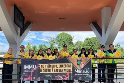 Prefeitura de Manaus realiza ação educativa no Terminal 7 pela campanha Maio Amarelo para segurança no trânsito