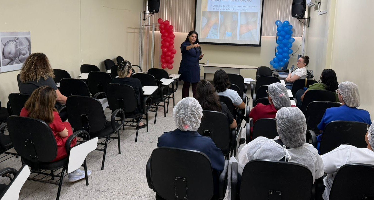 Maternidade Dr. Moura Tapajóz realiza curso de atualização sobre tratamento de feridas para equipe de enfermagem em Manaus