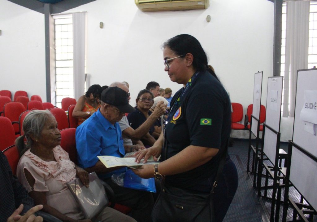 Amazonas reforça prioridade no atendimento para emissão da Carteira de Identidade Nacional a idosos e PcDs