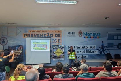 Projeto Condutor Consciente capacita motoristas do transporte complementar em Manaus durante Maio Amarelo 2026