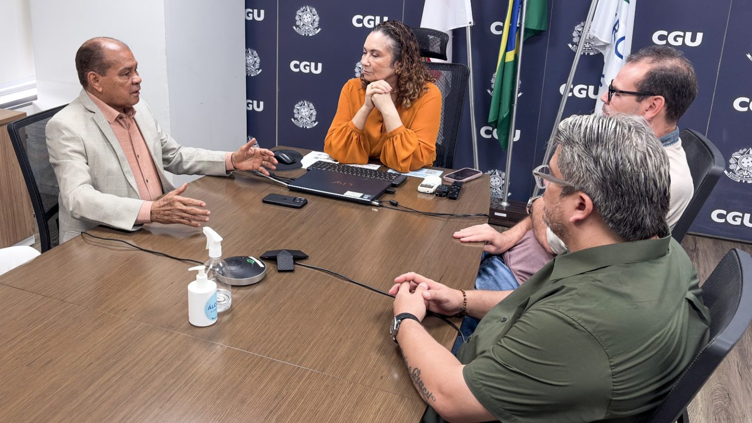 Prefeitura de Manaus e CGU alinham ações para modernizar a Ouvidoria-Geral do município