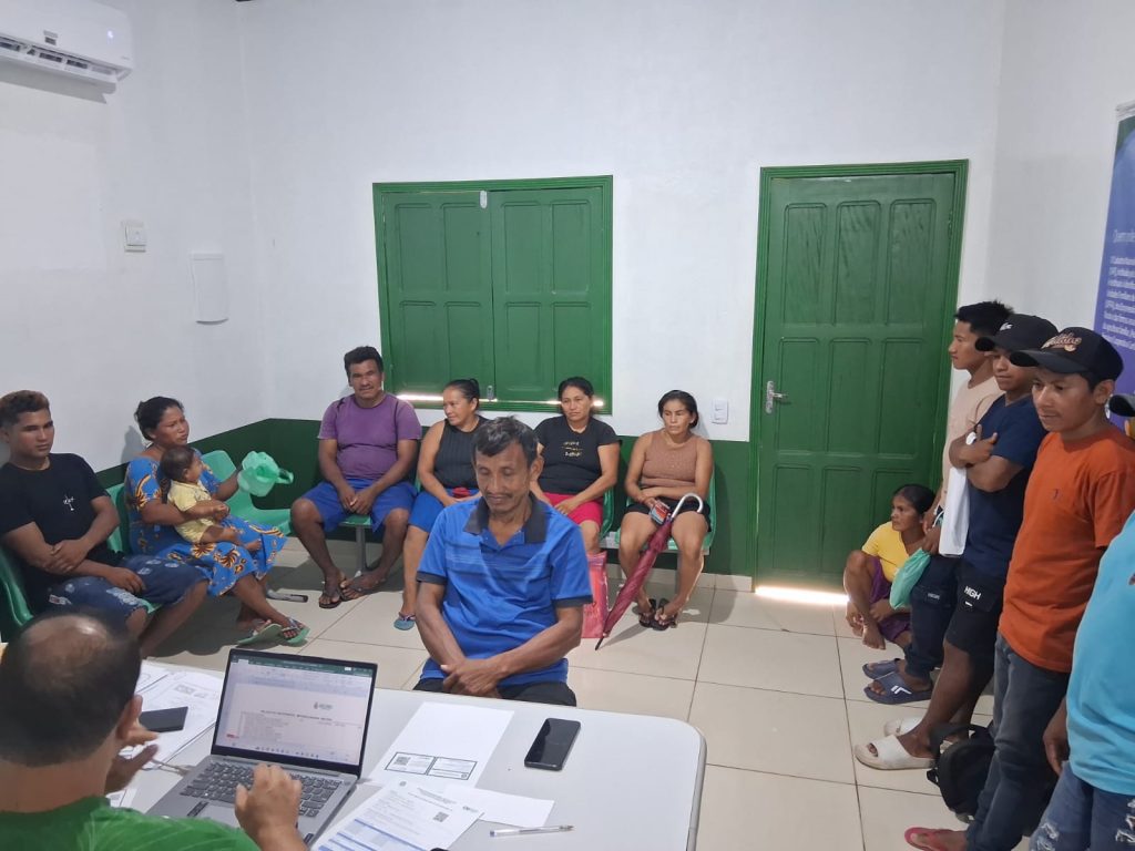 Idam orienta elaboração de projetos para crédito rural a indígenas do rio Xeruã em Itamarati