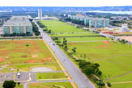 Detran-DF anuncia interdições e desvios de trânsito em Ceilândia, Esplanada e Parque da Cidade neste fim de semana