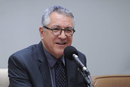 Comissão de Saúde da Câmara convoca ministro da Saúde Alexandre Padilha para explicar prioridades e recursos em 2026