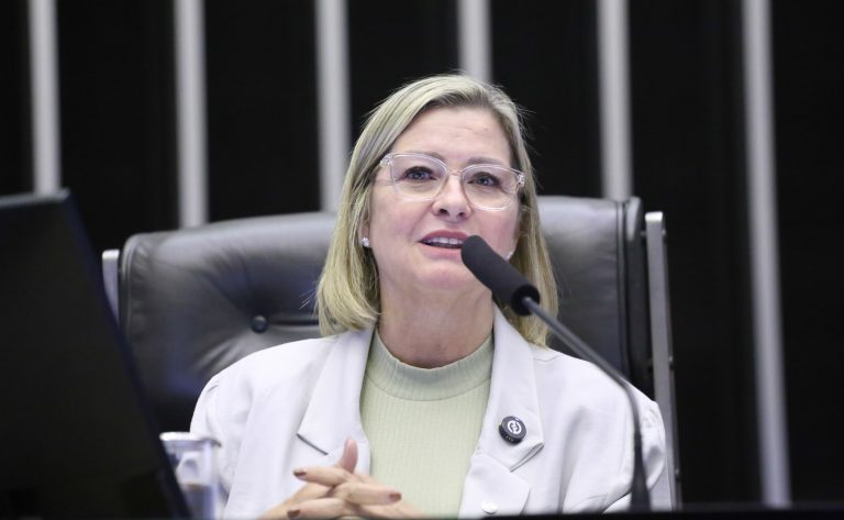 Comissão da Câmara aprova programa de empreendedorismo rural feminino com crédito e capacitação para mulheres do campo