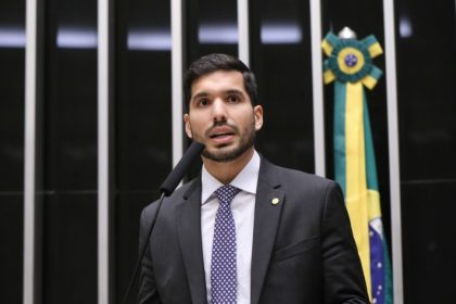 Câmara aprova projeto que proíbe remição de pena por estudo a condenados ligados a facções e milícias