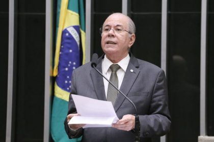 Câmara aprova gratuidade em serviços de cartório para pessoas com deficiência de baixa renda
