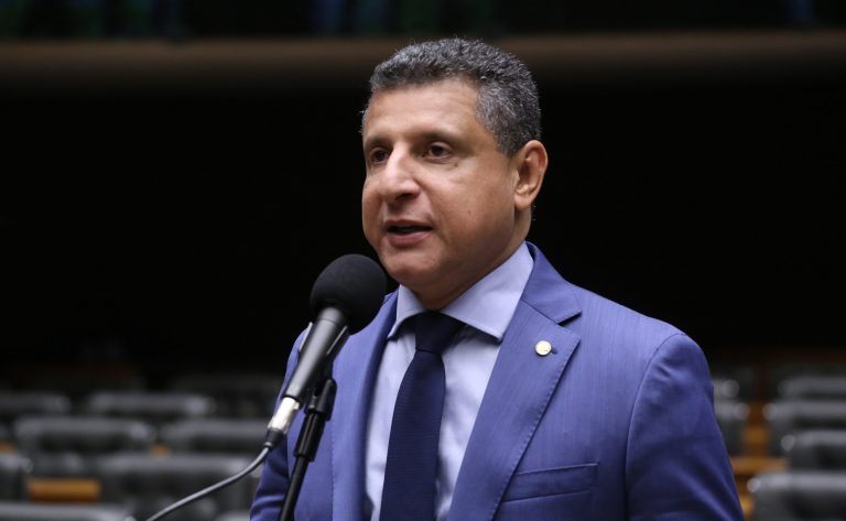Câmara aprova em comissão proposta para prevenir violência em serviços de saúde de crianças, adolescentes e pessoas com deficiência