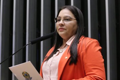 Câmara aprova proibição da participação de menores na publicidade de loterias e jogos de azar