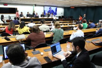 Audiência na Câmara sustenta que fim do uso do mercúrio é solução para contaminação crônica na Amazônia