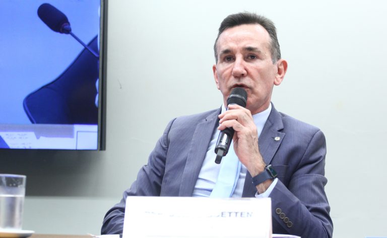Comissão da Câmara aprova inclusão do empreendedorismo no Estatuto da Juventude e prevê linhas de apoio e capacitação