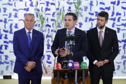 Câmara projeta votar na próxima semana PEC que reduz a jornada de trabalho e acaba com a escala 6×1 no Plenário