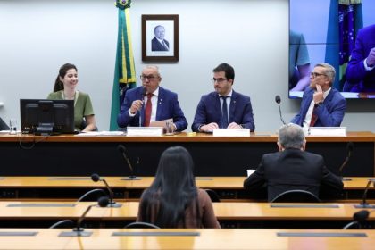 Apostas esportivas geraram R$ 9 bilhões em impostos no ano passado e motivam debate sobre impactos sociais e tributação