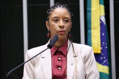 Regularização de terras quilombolas é prioridade de Estado, diz ministra Rachel Barros na Câmara dos Deputados