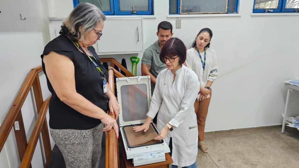 Fuham e AAL promovem oficina de confeccao de palmilhas para pacientes com hanseniase e capacitam equipes