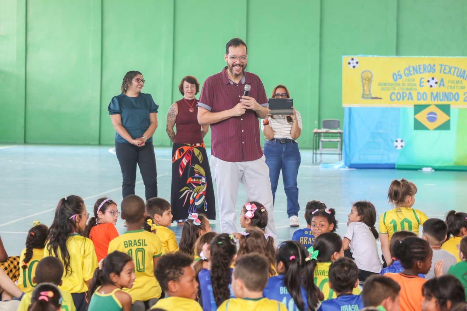 Escola Waldir Garcia recebe pesquisadores do MEC para documentar gestão democrática e educação integral em Manaus