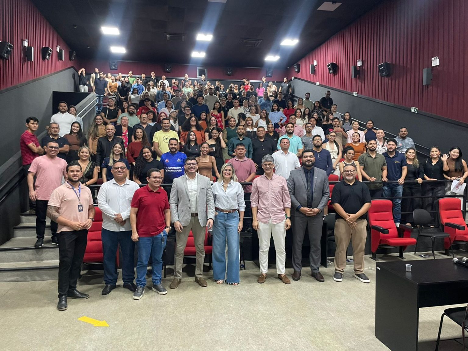 Letramento racial mobiliza mais de 150 pessoas em evento do TRT-11 na Universidade Nilton Lins em Manacapuru