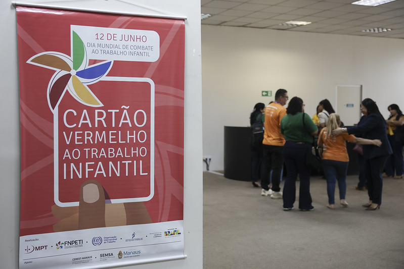 Seminário Estadual reúne órgãos para discutir subnotificação e aprimorar canais de denúncia contra o trabalho infantil no Amazonas