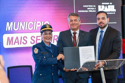 Guarda Municipal de Manaus integra Município Mais Seguro e receberá 300 kits-taser e 600 espargidores