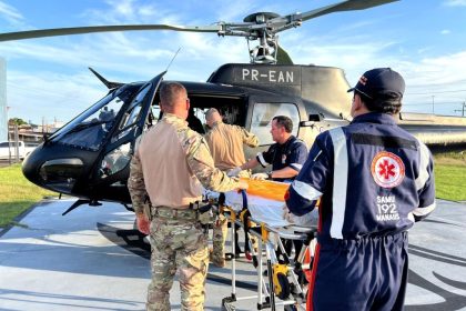 Resgate aeromédico do DIOA atende homem ferido após queda de açaizeiro a 90 quilômetros de Manaus