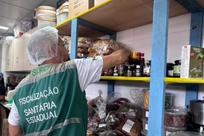 FVS-RCP reforça orientações sobre água e alimentos durante Festival de Parintins para prevenir doenças