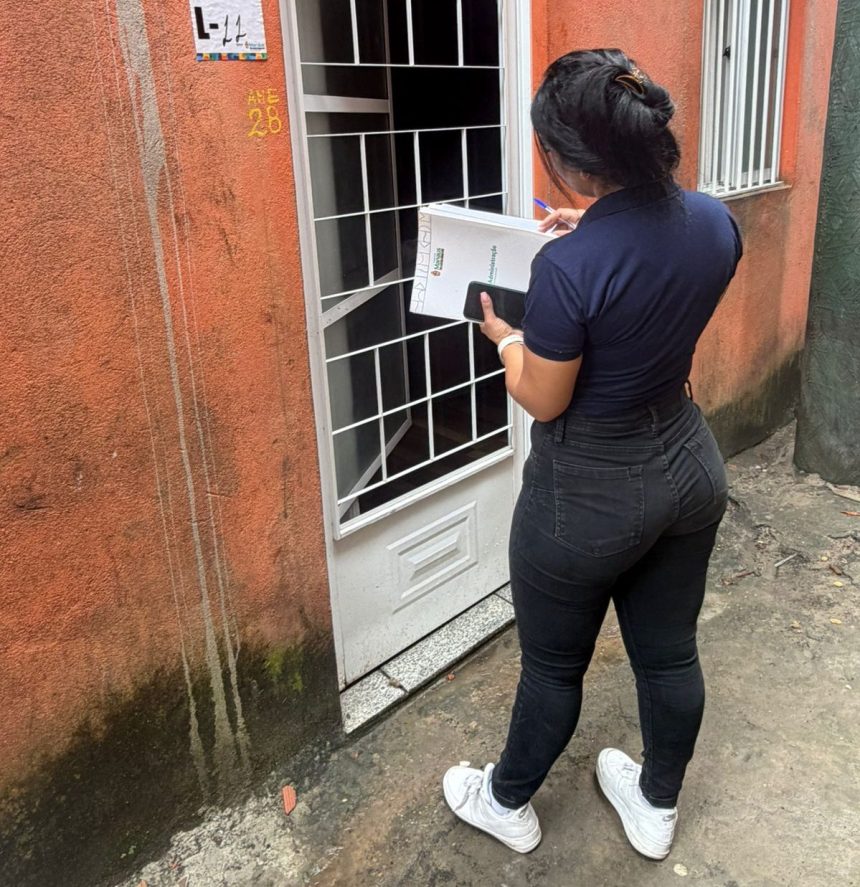 Prefeitura de Manaus realiza cadastramento de famílias para regularização fundiária no conjunto Hileia 1