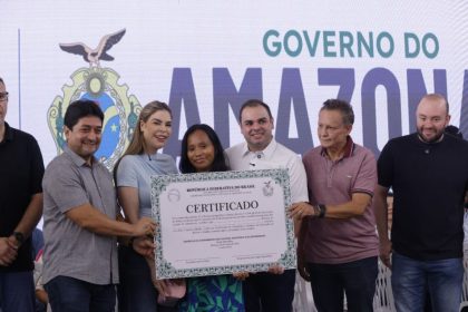 Governo Presente reúne órgãos e realiza cerca de 4,9 mil atendimentos na Cidade de Deus em Manaus