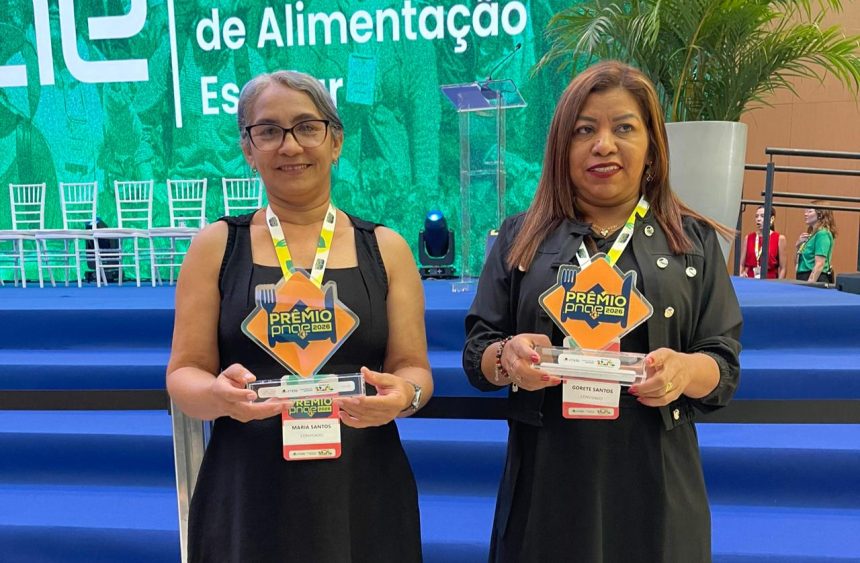 Manipuladoras de Manaus recebem prêmio nacional por receitas de alimentação escolar que valorizam ingredientes da Amazônia