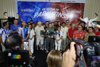 Governo do Amazonas anuncia investimentos no Festival de Parintins para impulsionar economia, turismo e serviços públicos