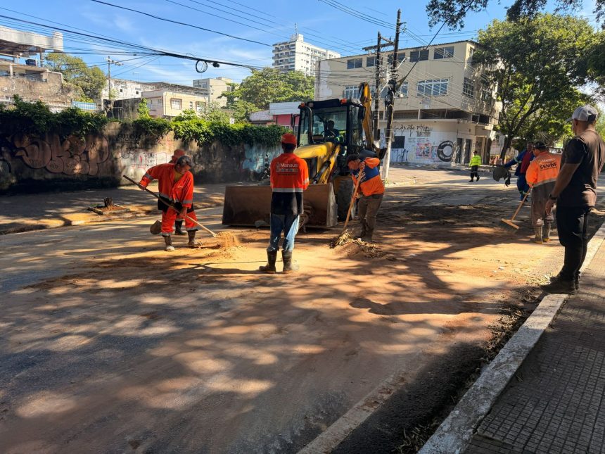 Prefeitura de Manaus inicia obra emergencial na avenida Getúlio Vargas após identificação de erosão no sistema de drenagem