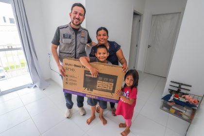 Prefeitura de Manaus entrega mobílias a 192 famílias do Morar Melhor 14 no Parque das Tribos