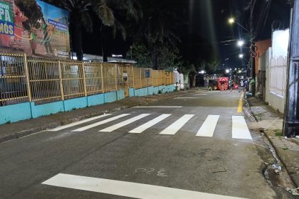 Prefeitura de Manaus realiza nova etapa de sinalização viária em quatro zonas da cidade para organizar o trânsito