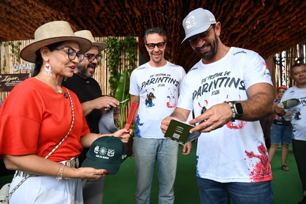 Presença da Embratur em Parintins reforça promoção do Festival de Parintins como destino turístico estratégico